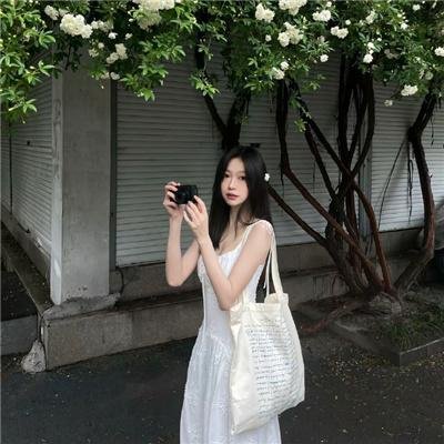 有些女孩这样做